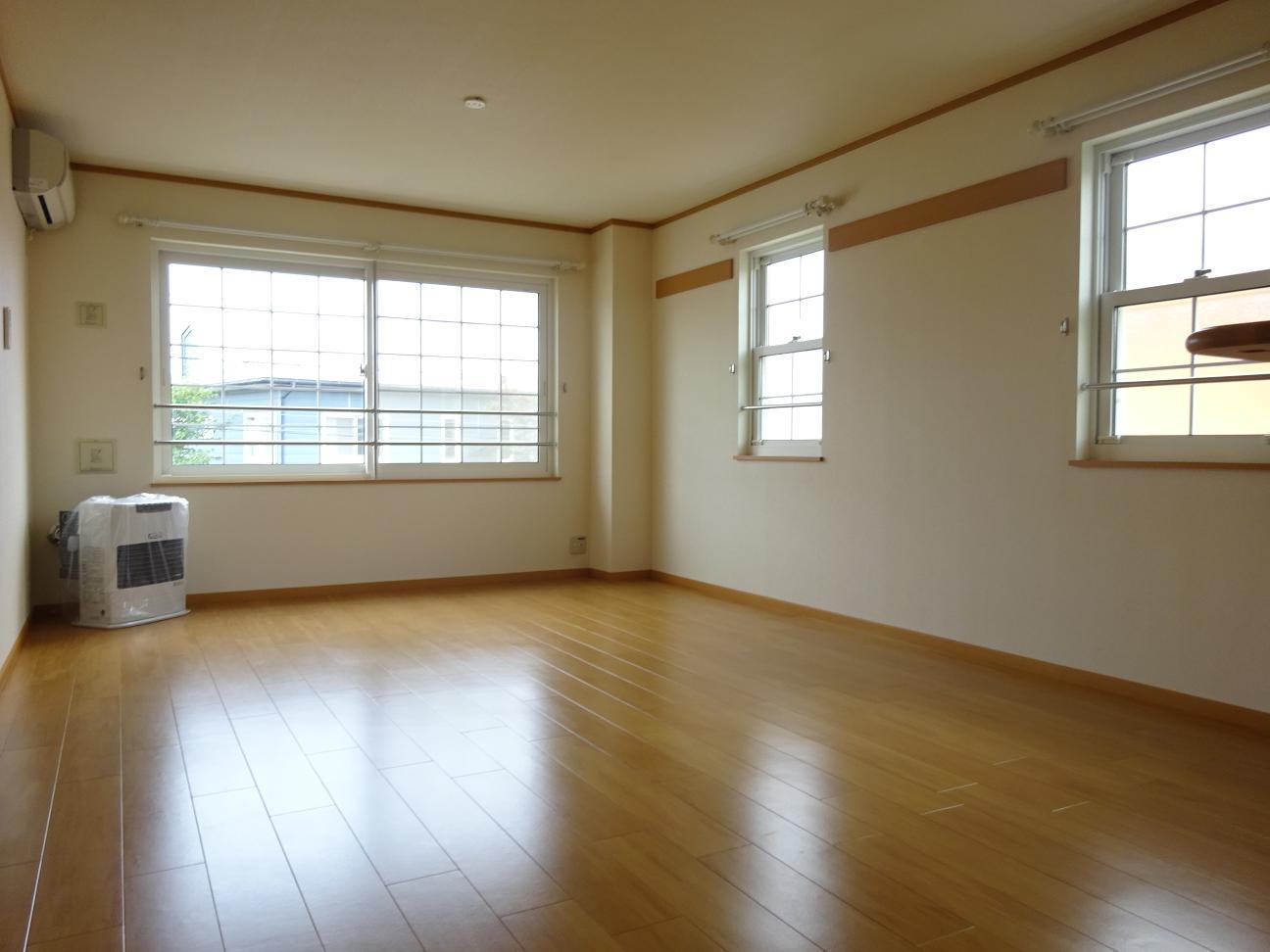 居室・リビング　リビング