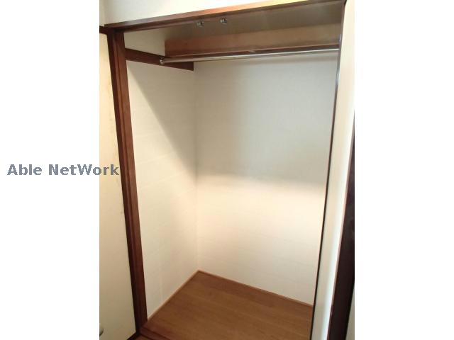 収納　※同物件別部屋の写真です。