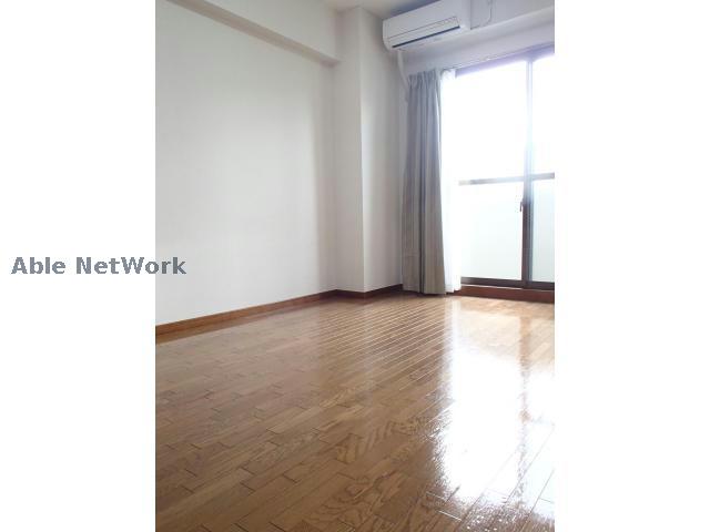 居室・リビング　※同物件別部屋の写真です。