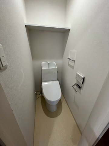 トイレ　シンプルで使いやすいトイレです