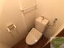 トイレ　ウォシュレット機能がついたトイレです。安心して使用できます。