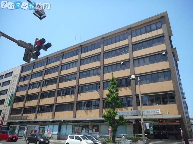 郵便局　新潟中央郵便局（郵便局）まで877m