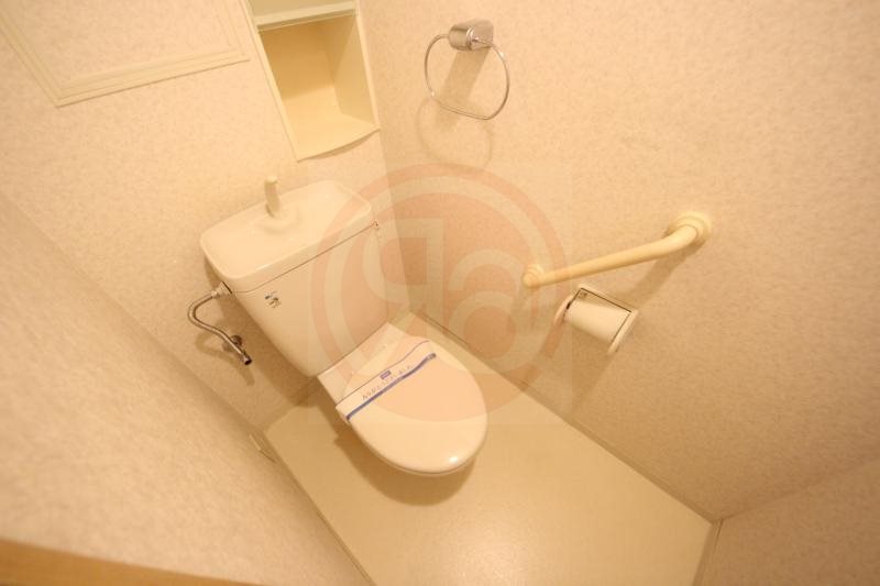 トイレ　清潔感のあるトイレです