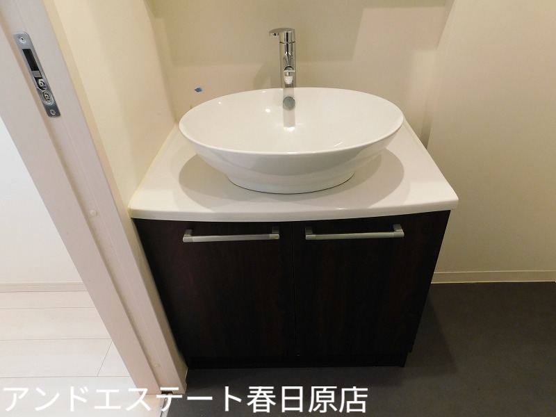 洗面設備　オシャレな洗面台