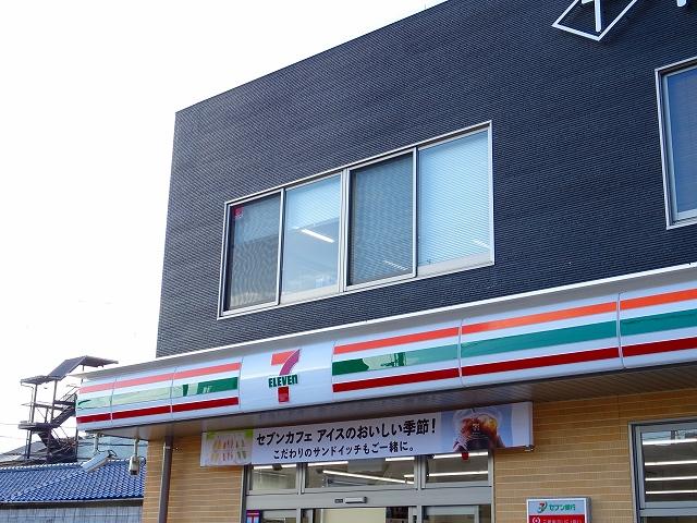 コンビニ　セブンイレブン高槻城西町店（コンビニ）まで120m