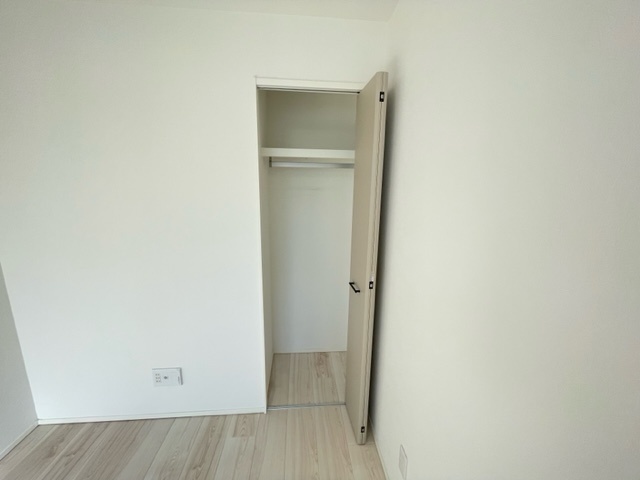 収納　※別部屋の写真です