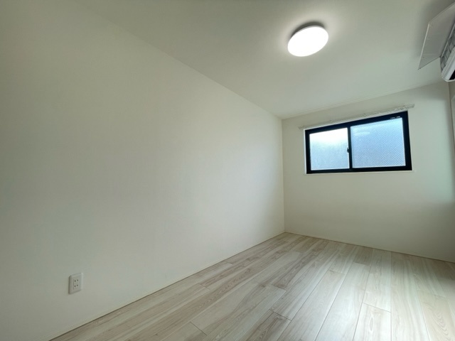 居室・リビング　※別部屋の写真です