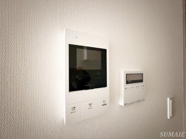 セキュリティ　モニター付きインターホンです☆