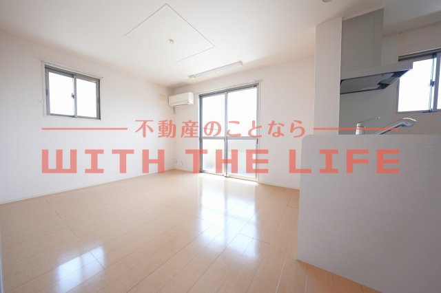 居室・リビング　ゆったり過ごせる居間です