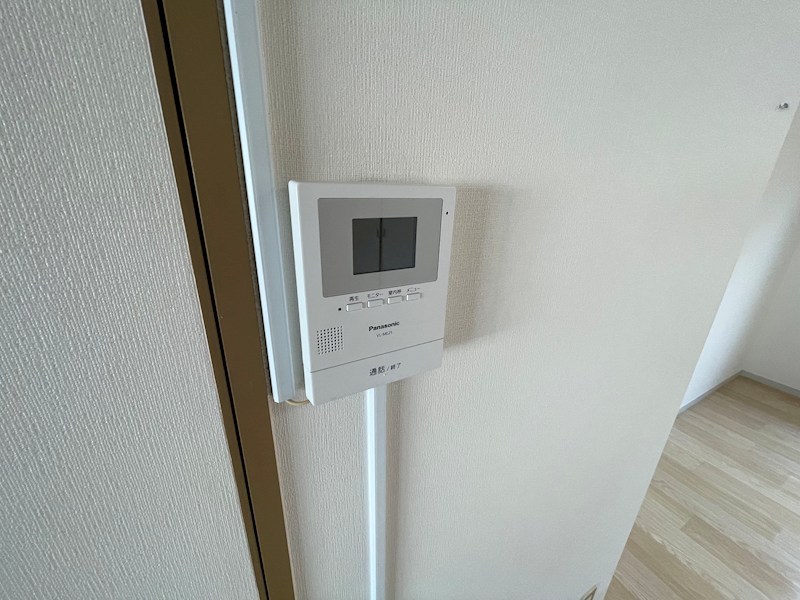 セキュリティ　TVモニター付きインターホン