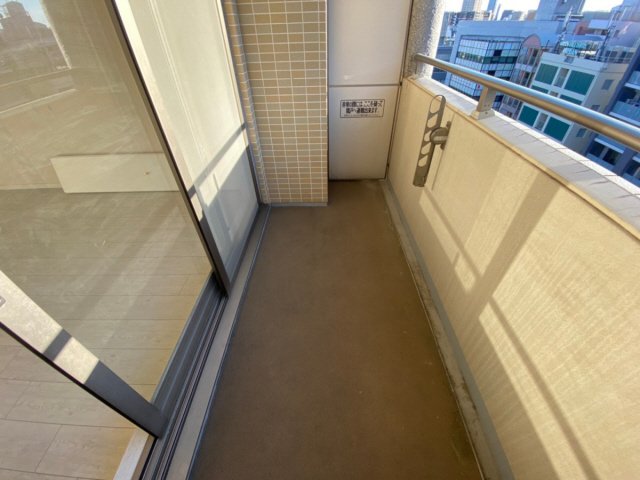 バルコニー　お洗濯にも便利なバルコニー付き