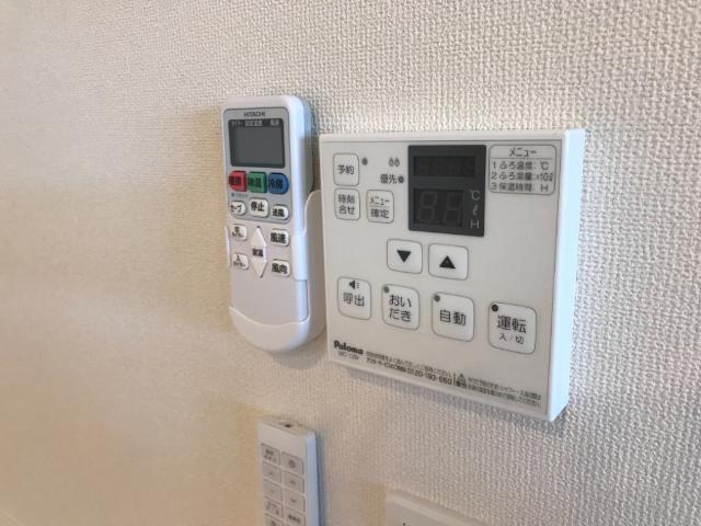 その他設備　追い焚きリモコン