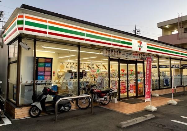 コンビニ　セブンイレブン　八王子長沼東店（コンビニ）まで403m