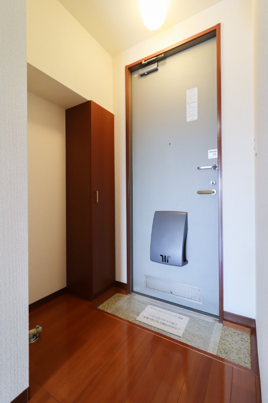 玄関　図面と現状に相違がある場合には現状を優先