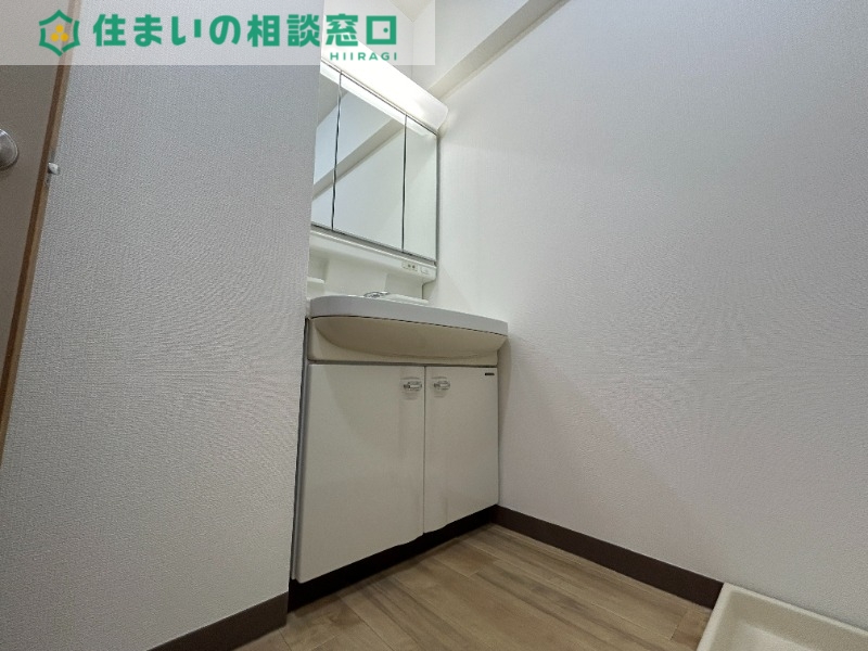 洗面設備　同型
