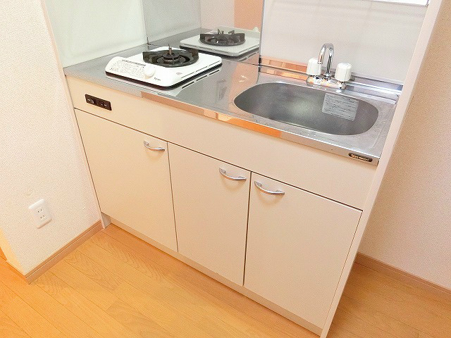 キッチン　コンパクトなミニキッチン。