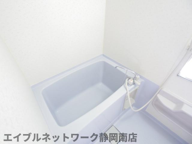バス・シャワールーム　お風呂です