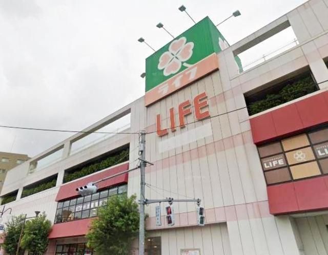 スーパー　ライフ千川駅前店（スーパー）まで423m