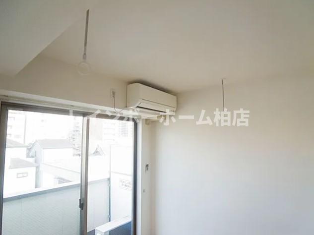 その他設備　室内物干しです