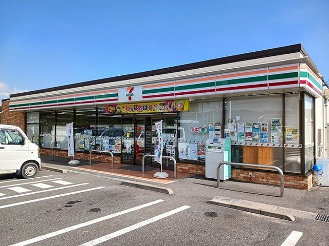 コンビニ　セブンイレブン福山坪生町店（コンビニ）まで900m
