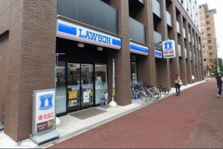コンビニ　ローソン（コンビニ）まで400m