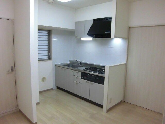 居室・リビング　バトラーＭ 　荒川区町屋３