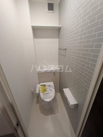 ＪＲ東海道本線 静岡駅 徒歩21分 3階建 築1年のトイレ写真