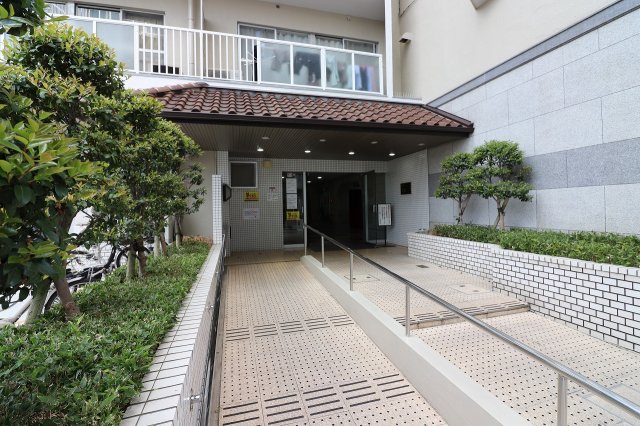 日商岩井京橋ハイツの外観写真