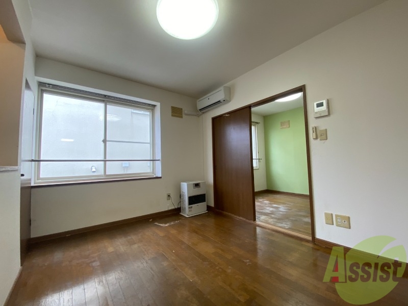 居室・リビング　広くてキレイなお部屋が広がっていて、充実した生活が送れそう。