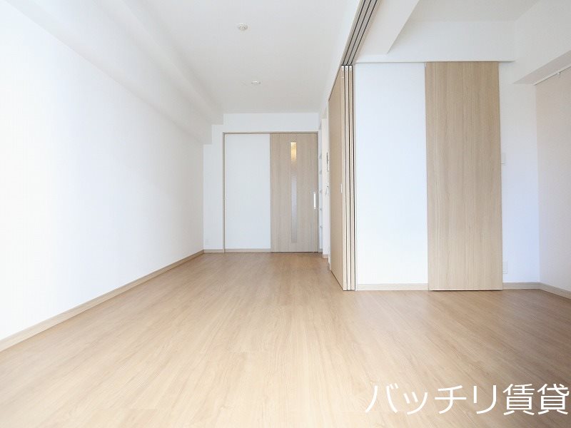 ALFACIO BASE HAKATAの居間写真