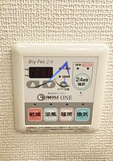 その他設備　浴室乾燥機パネルです。