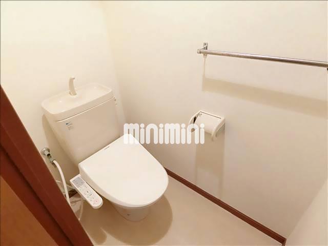 トイレ　ウォームレット機能付きのトイレです。