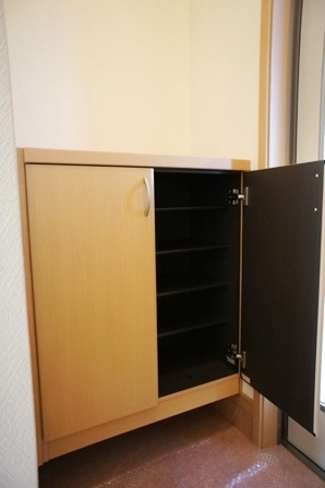 玄関　下駄箱