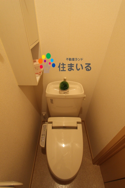 名鉄名古屋本線 本星崎駅 徒歩8分 2階建 築18年のトイレ写真