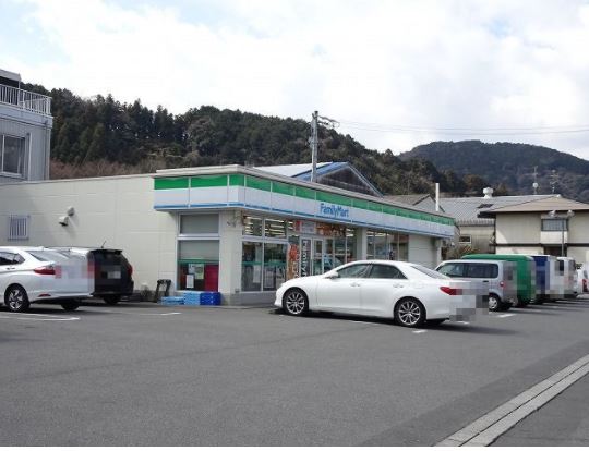 コンビニ　ファミリーマート静岡牧ヶ谷店（コンビニ）まで369m