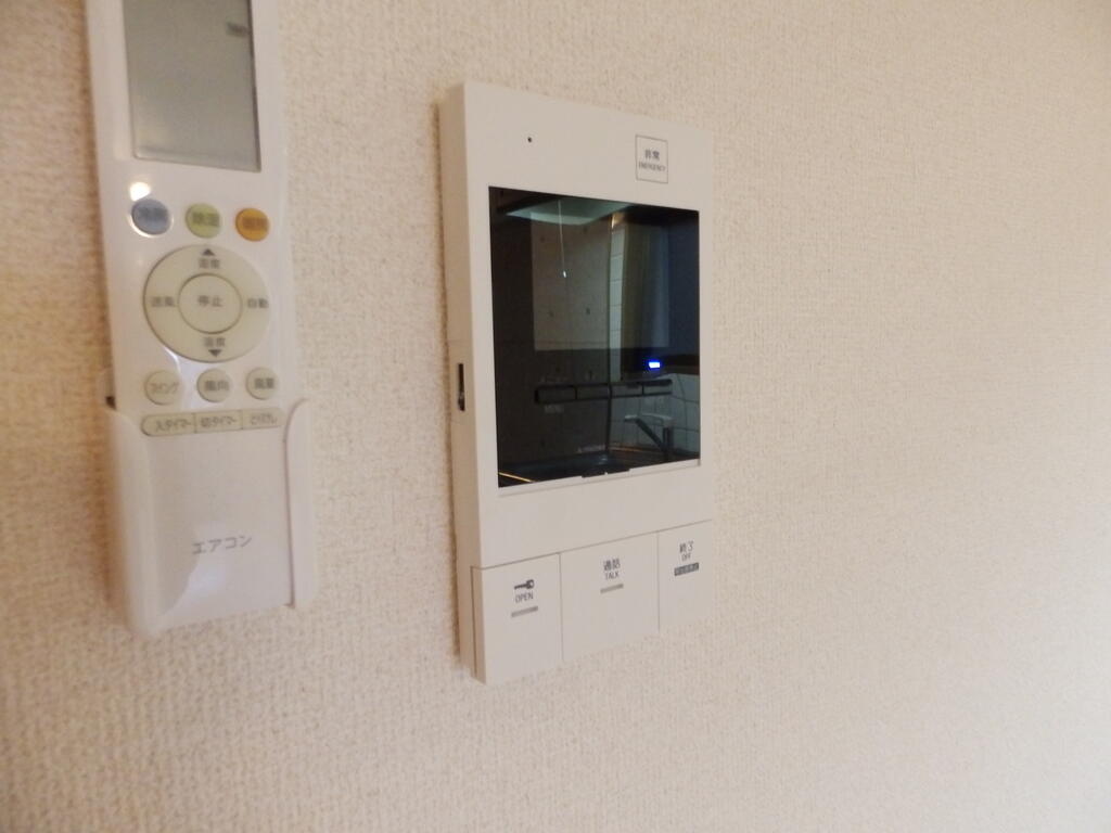 セキュリティ　TVモニター