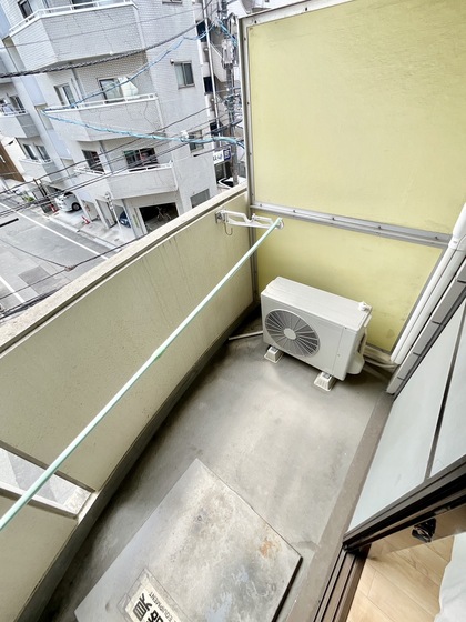 バルコニー　バルコニー