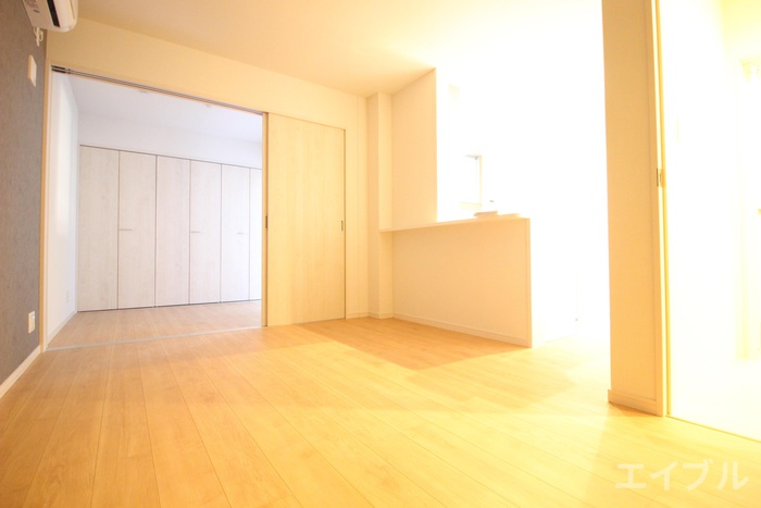 居室・リビング　※別のお部屋の写真です。