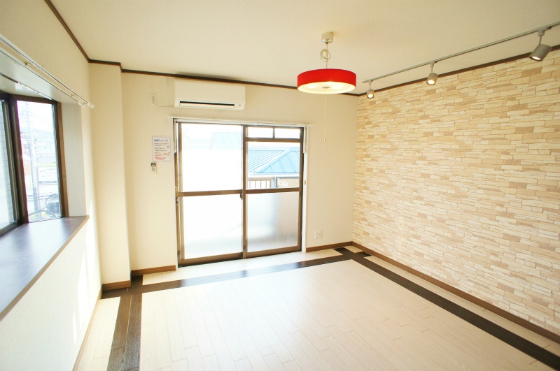 居室・リビング　ゆったり過ごせる居間です