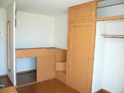 収納　ベッド下収納