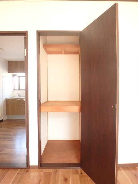 その他　●2つ目の収納スペース。