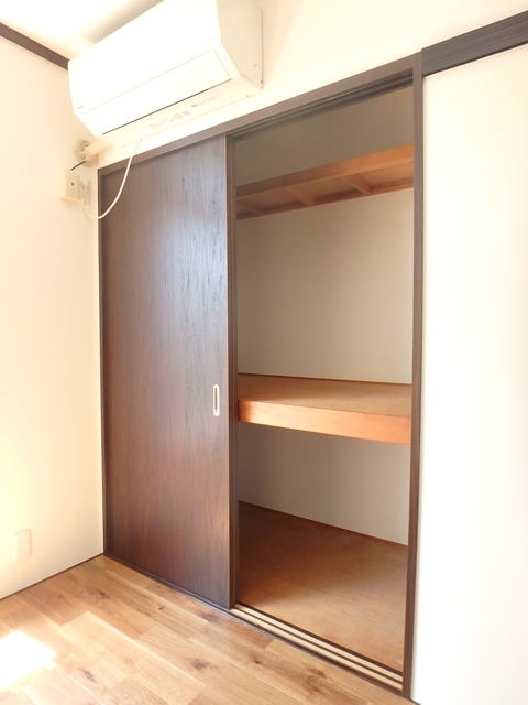 収納　●各部屋に収納スペースあり。