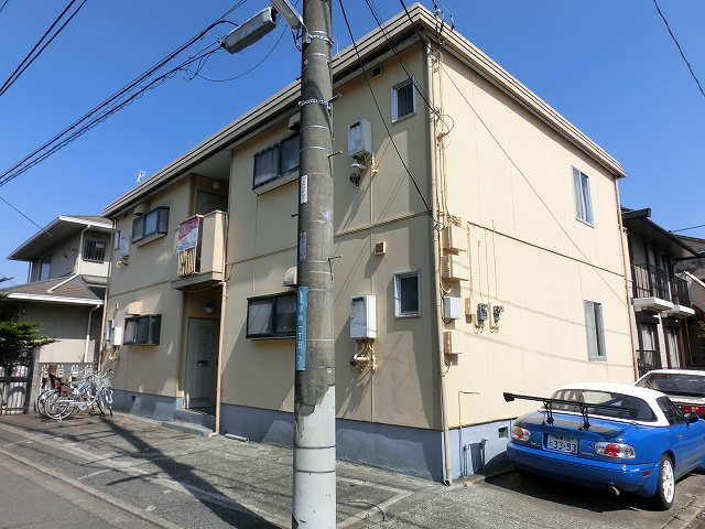 建物外観　●積水ハウスのシャーメゾン賃貸。