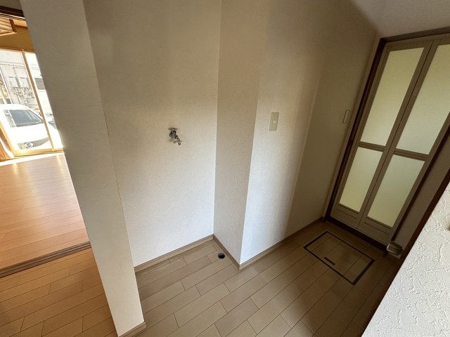 洗面設備　洗濯機置場