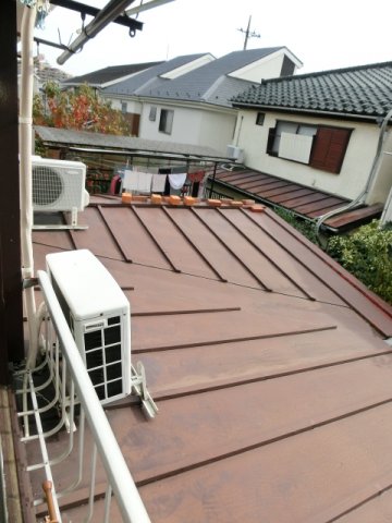 バルコニー　南向きに洗濯物干せます。