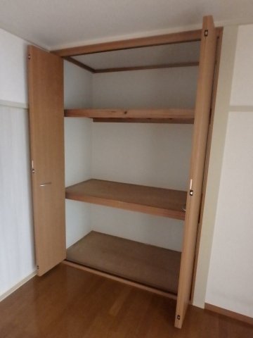 収納　たっぷりとした収納スペースです