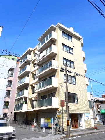 建物外観　2021年4月撮影