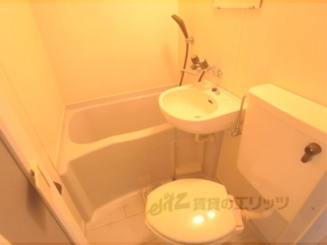 バス・シャワールーム　ユニットバス