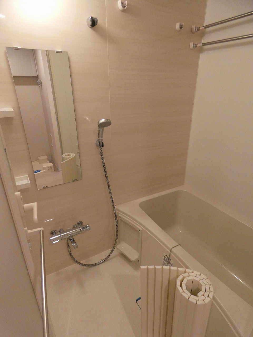 バス・シャワールーム　バス※別部屋参考写真
