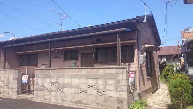 松村アパートＡの建物外観